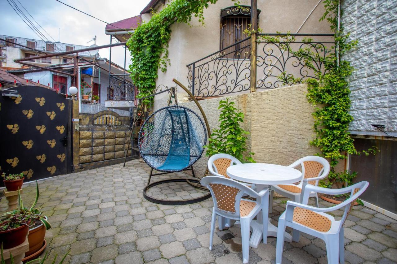 Hotel Vladi Kʼutʼaisi Exterior foto