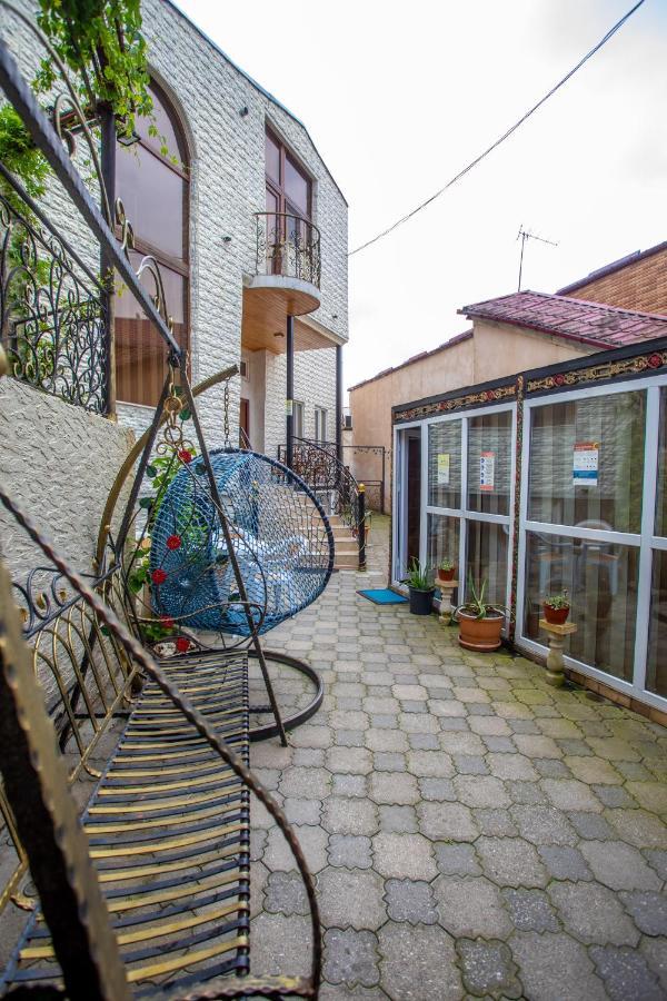 Hotel Vladi Kʼutʼaisi Exterior foto